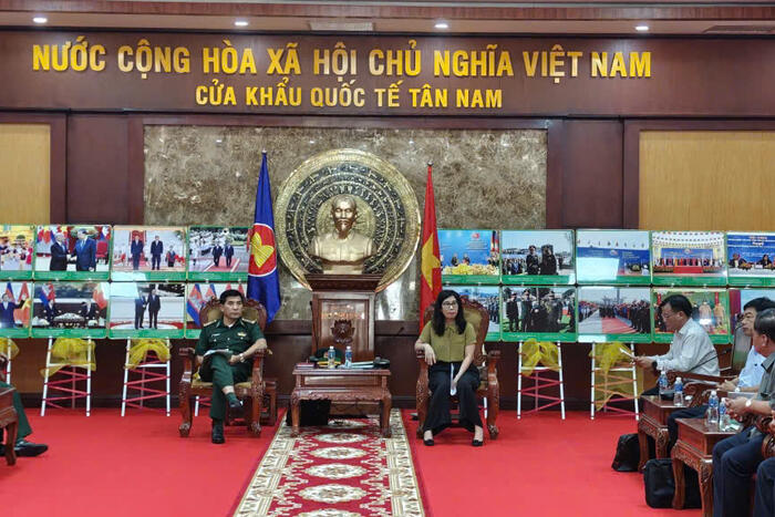 Khảo sát cửa khẩu quốc tế Tân Nam (Tây Ninh) để bổ sung vào thực hiện Hiệp định vận tải đường bộ Việt Nam – Campuchia